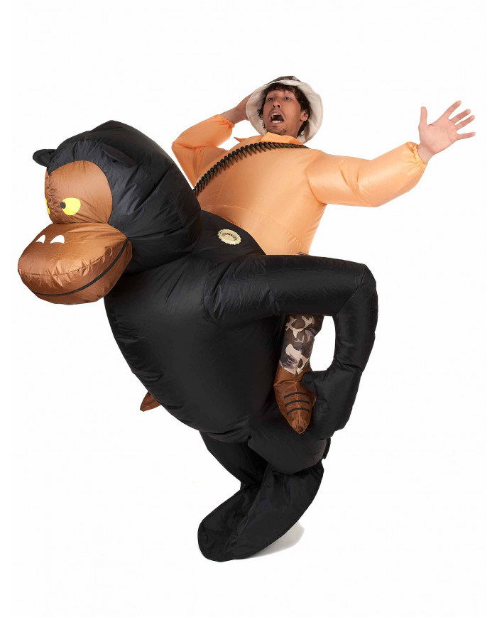 Costume gonflable déguisement homme sur le dos d'un gorille